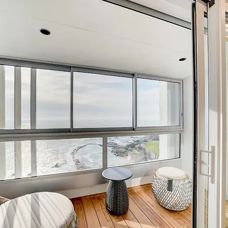 Apartament Elegant Penthouse Vue & Double Garage *