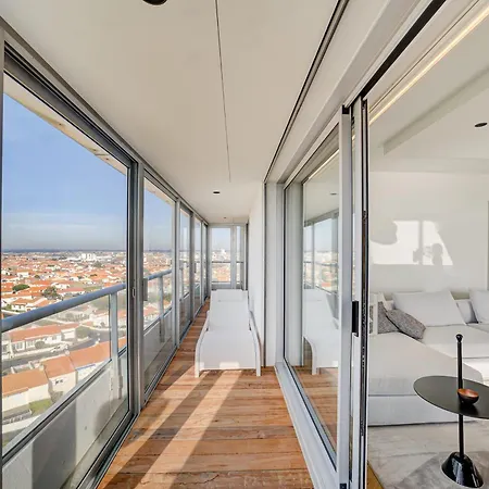 Apartament Elegant Penthouse Vue & Double Garage *